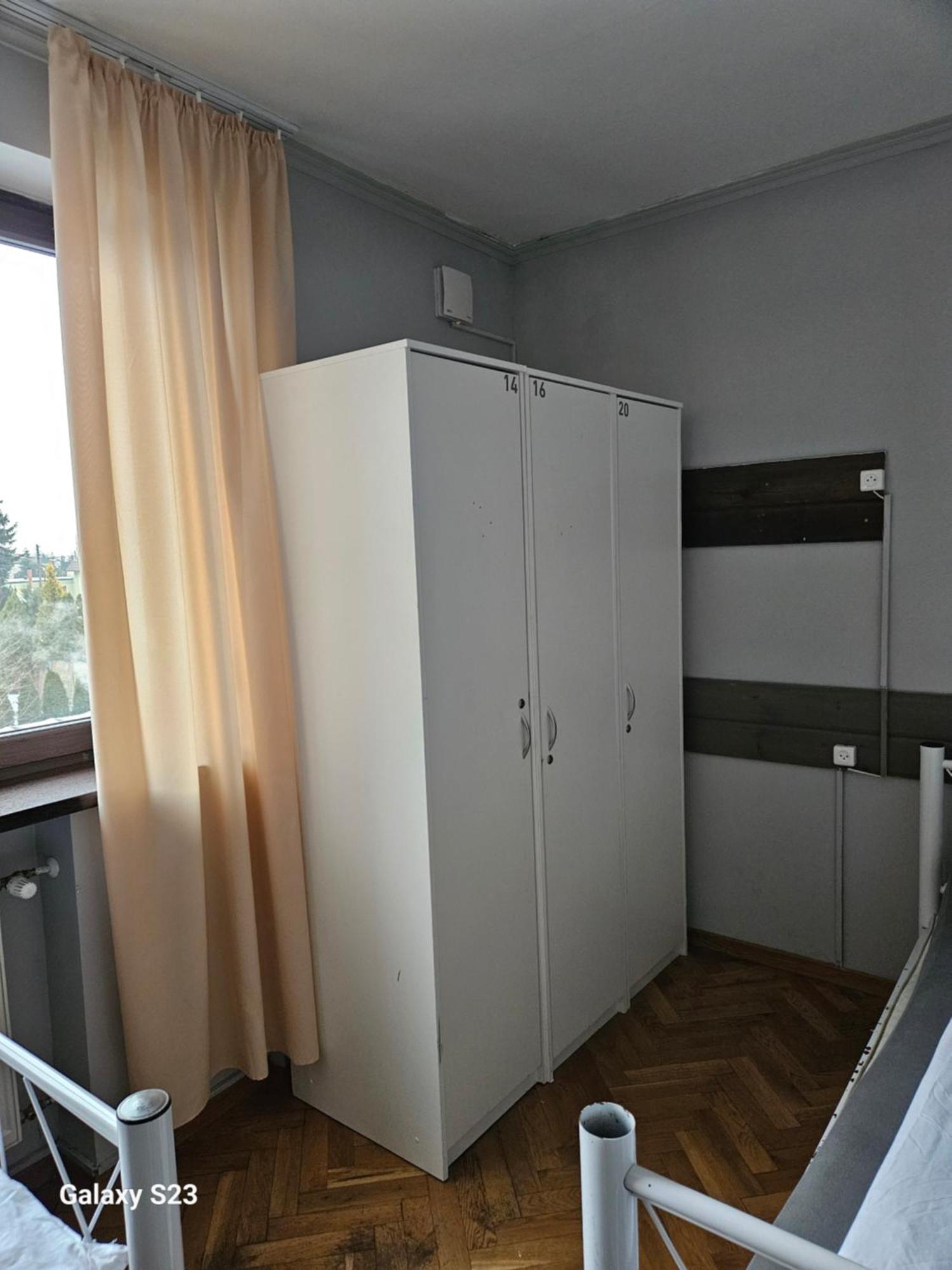 Pokoje Pracownicze Кімнати Для Працівників,Гуртожиток سفارجاونج المظهر الخارجي الصورة